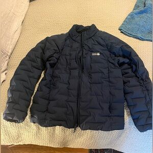Mountain Hardwear Puffer Jacket - Men’s Medium (NAVY)